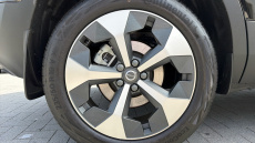 Volvo XC40 2.0 B3P Plus Dark 5dr Auto Petrol Estate